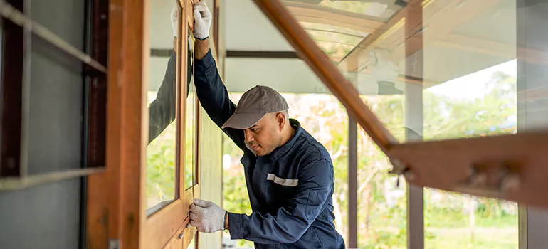 Double Hung Vinyl Window Sash Replacement in Lauderhill, FL